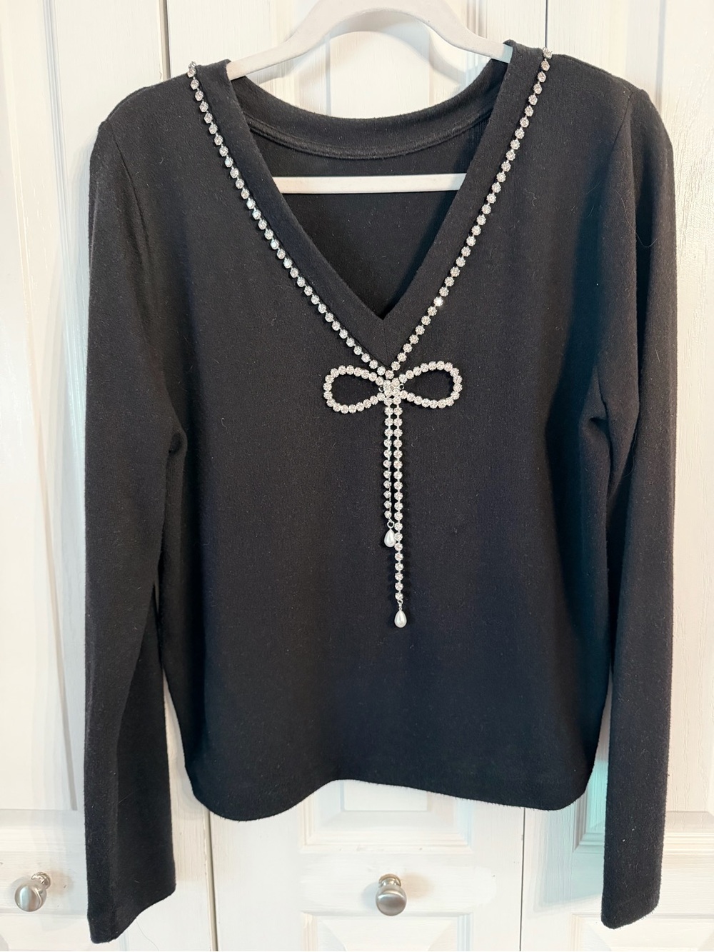 LOFT Embellished V-Neck Black Like New